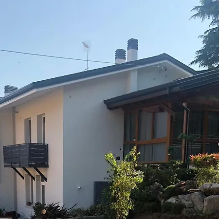 Διαμέρισμα Garda 33