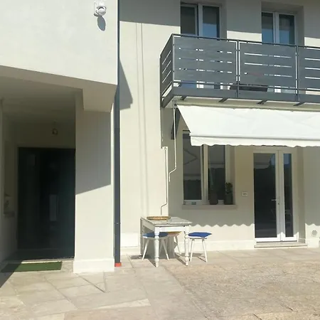 Διαμέρισμα Garda 33