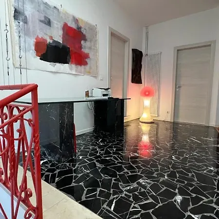 Garda 33 Apartment *