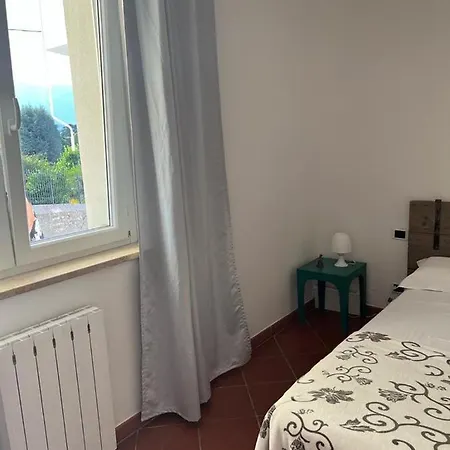 Garda 33 Apartment *